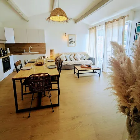 42 M2 D'elegance Avec Terrasse, Parking, Belle Vue Lejlighed *