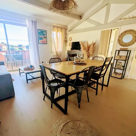 42 M2 D'elegance Avec Terrasse, Parking, Belle Vue * Collioure