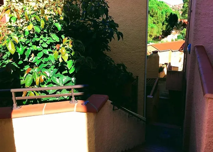42 M2 D'elegance Avec Terrasse, Parking, Belle Vue